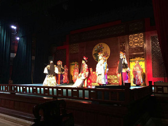 甘肅省京劇院進行“迎國慶·慶中秋“經典折子戲惠民演出