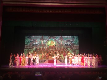 僑鄉舞起“東方《天鵝湖》”——中國經典舞劇《絲路花雨》驚艷美麗江門