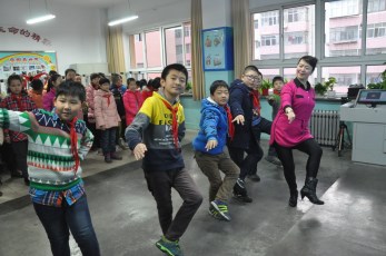 弘揚傳承隴劇藝術 根植小學培養教育