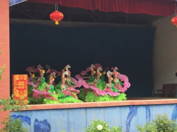 甘肅省曲藝團赴永登縣苦水鎮豬馱山開展下農村走基層惠民演出
