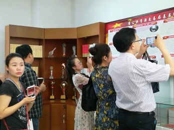甘肅演藝集團黨委參加文化系統黨支部建設標準化動員學習活動