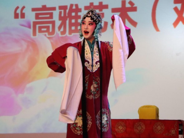 2020年省級政府購買“高雅藝術(戲曲)進校園”公益演出活動在隴南師范高等專科學校拉開帷幕
